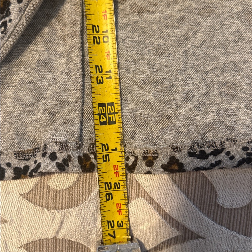SHARAGANO LADIES TOP LEOPARD PRINT SZ XL - Picture 10 of 12